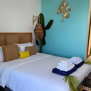 https://suite-carabes-superbe-appartement-confort-vue-sur-mer.comcaribbean.com